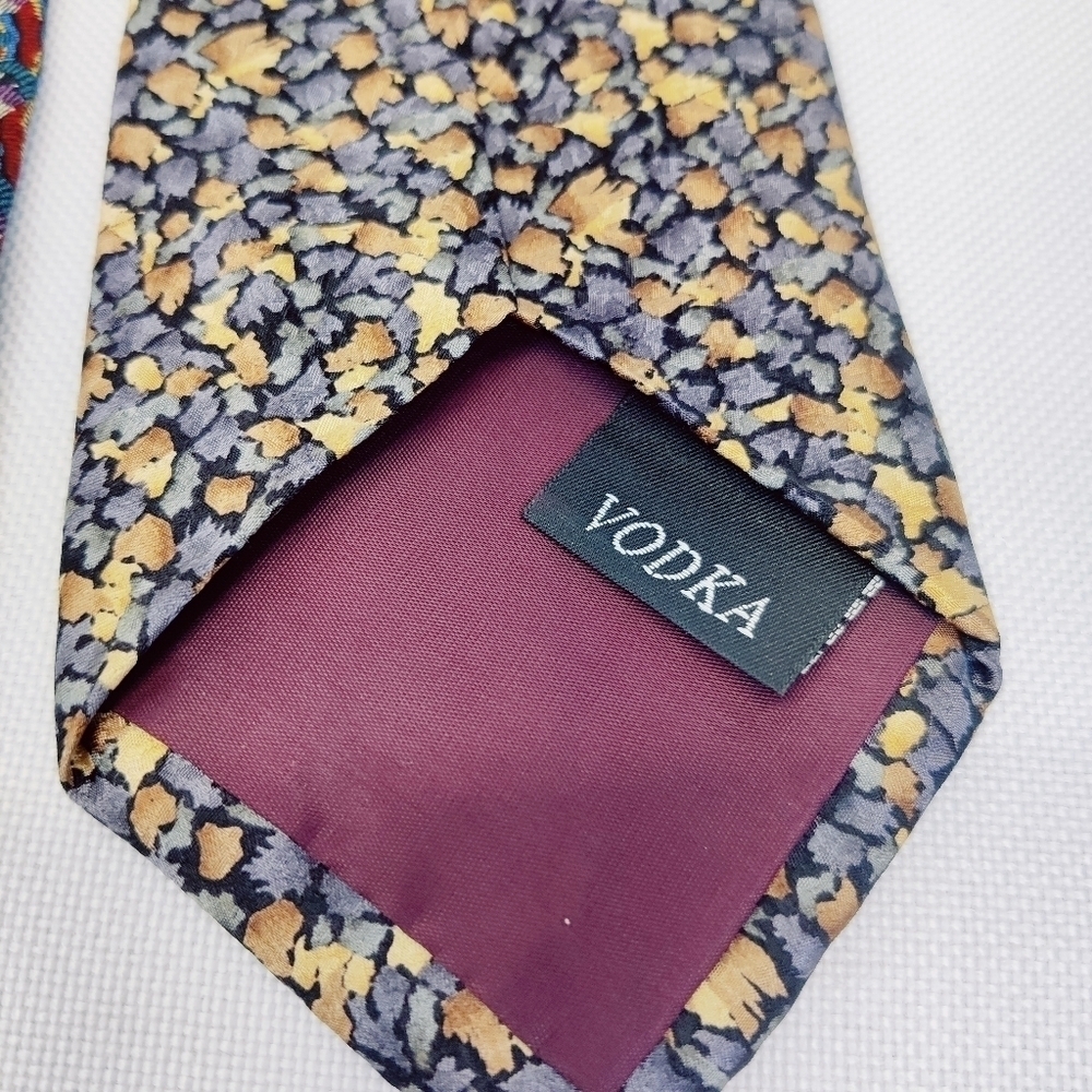 Cocktail Collection Vodka Mens Silk Neck Tie Set of 2 by Stonehenge 4" W 58" L - Picture 12 of 16